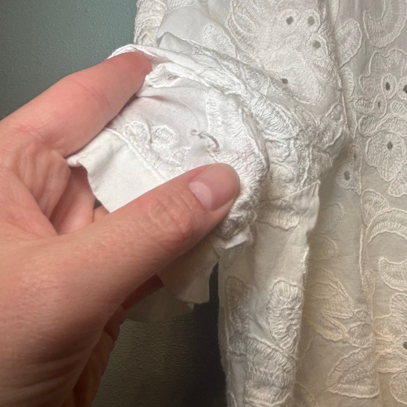 Women's Elie Tahari Embroidered Eyelet Cotton Button Down Cottagecore Shirt M - Picture 9 of 9